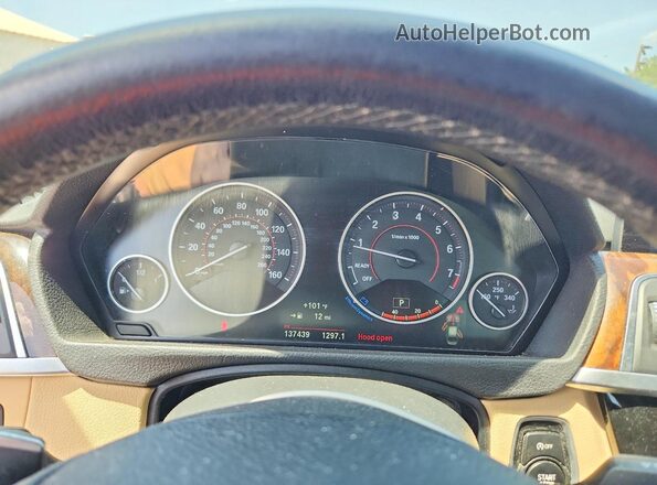 WBA8D9G30HNU63036 2017 BMW 3 SERIES White Instrument cluster view