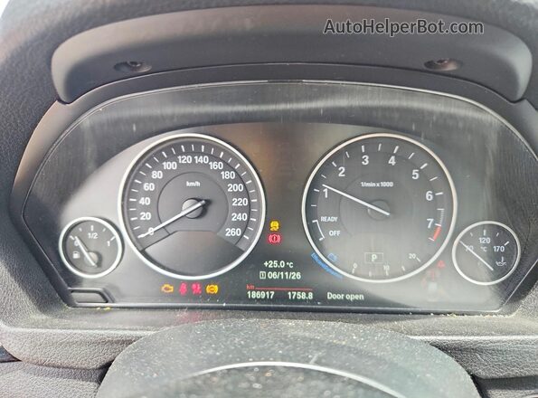 WBA8D9G32HNU63734 2017 BMW 3 SERIES Black Սարքավորումների վահանակի տեսք