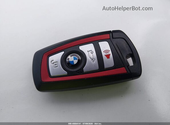 WBA8D9G37HNU61672 2017 BMW 3 SERIES Blue Widok deski rozdzielczej