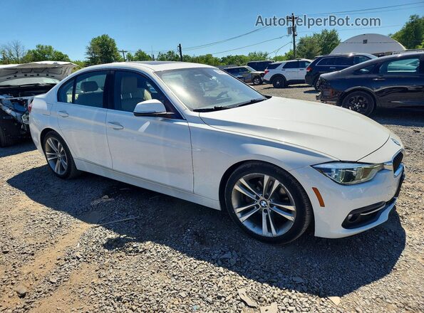 WBA8D9G54JNU67128 2018 BMW 3 SERIES White Front right