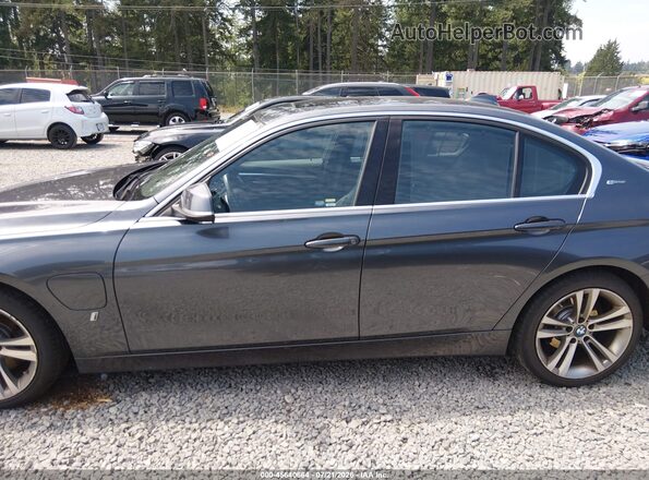 WBA8E1C30HA029680 2017 BMW 3 SERIES Gray Vista interior de 360 grados