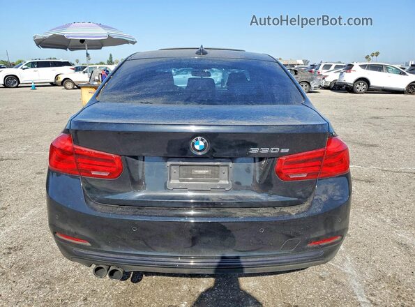 WBA8E1C37HA030020 2017 BMW 3 SERIES Black Հետևի տեսք