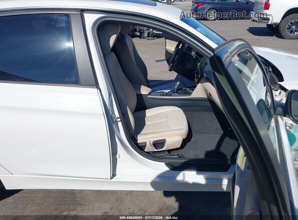 WBA8E1G36HNU18603 2017 BMW 3 SERIES White Սալոնի դիմացի տեսք