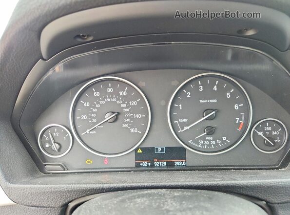 WBA8E1G54GNT38085 2016 BMW 3 SERIES Black Widok zestawu wskaźników