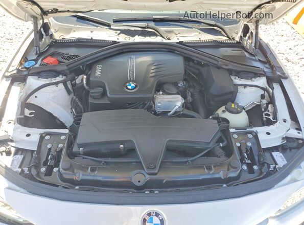 WBA8E1G59JNU91004 2018 BMW 3 SERIES Белый Вид задней части салона