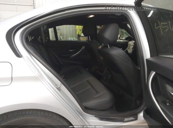WBA8E3G51GNT80340 2016 BMW 3 SERIES Silver VIN կոդի պիտակի տեսք