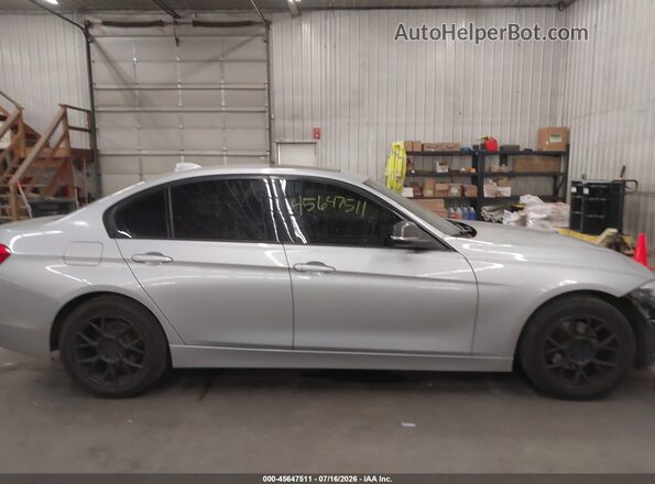 WBA8E3G51GNT80340 2016 BMW 3 SERIES Silver Սալոնի հետևի տեսք
