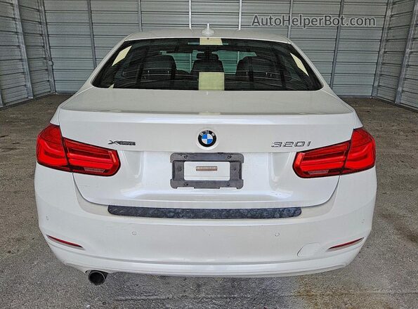 WBA8E5G50HNU41545 2017 BMW 3 SERIES White Vista trasera