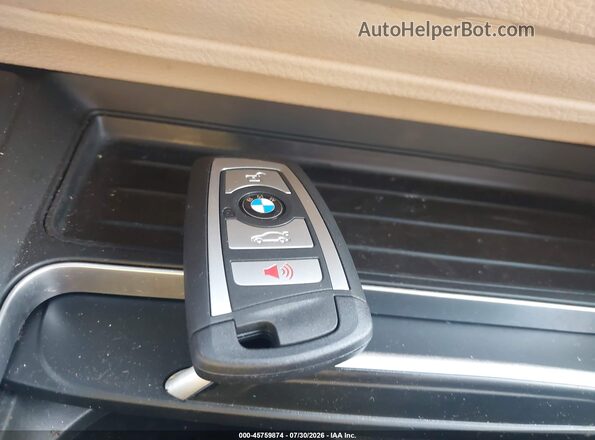 WBA8E9G57GNU29348 2016 BMW 3 SERIES Blue Առջևի վահանակի տեսք