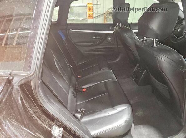 WBA8Z5C50GGS38247 2016 BMW 3 SERIES Black Вид задніх сидінь