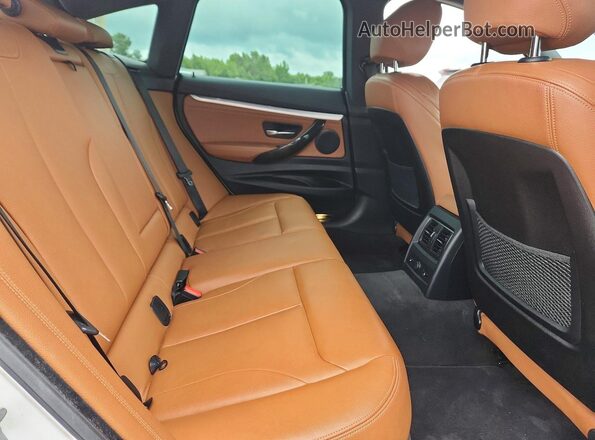 WBA8Z5C55GG502272 2016 BMW 3 SERIES White Rear seats view