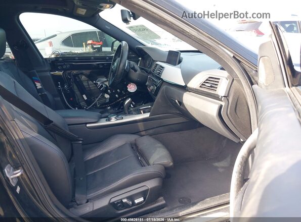 WBA8Z9C38HG826646 2017 BMW 3 SERIES Черный Вид салона спереди
