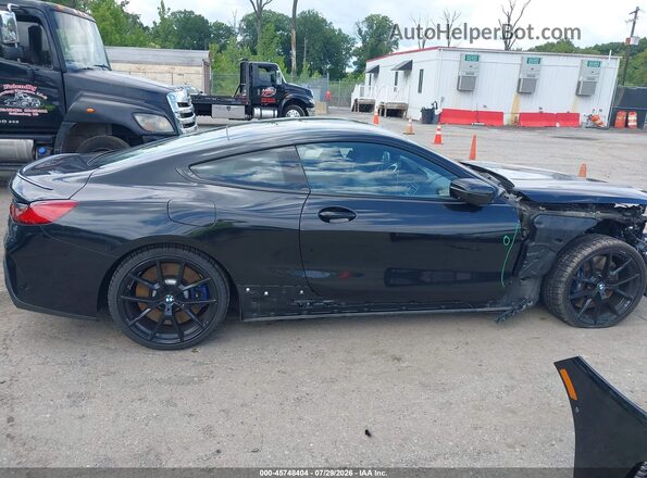 WBABC4C00MCF01946 2021 BMW M8 Black Панорамний вид салону 360°