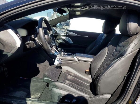 WBABC4C0XRCP92475 2024 BMW M8 Black Вид салону спереду