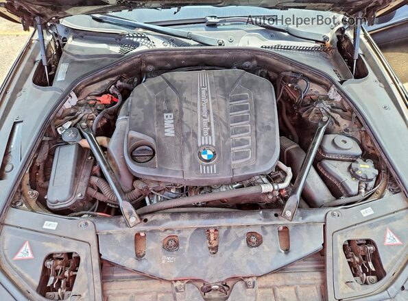 WBAFV3C55GD687271 2016 BMW 5 SERIES Black Вид задньої частини салону