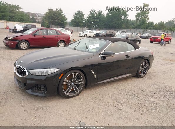 WBAFY4C08MCF96257 2021 BMW M8 Black Передня ліва чверть