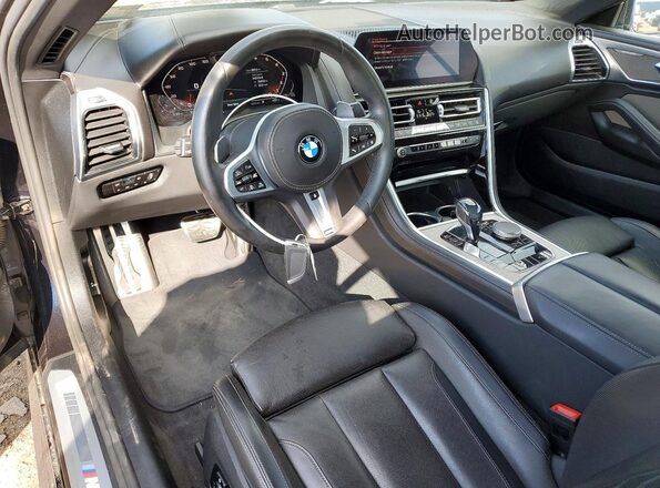 WBAFY4C50KBX39214 2019 BMW M8 Blue Вид панелі приладів