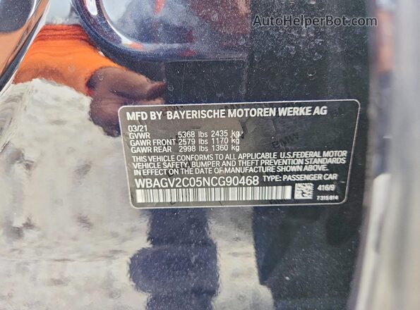 WBAGV2C05NCG90468 2022 BMW 8 SERIES Black Vista del compartimento del motor