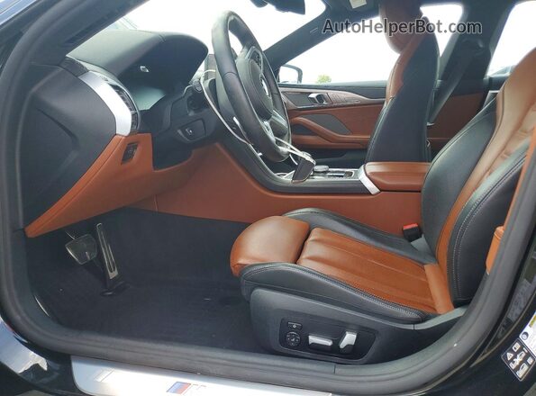 WBAGV4C07SCS48554 2025 BMW 8 SERIES Черный Вид салона спереди