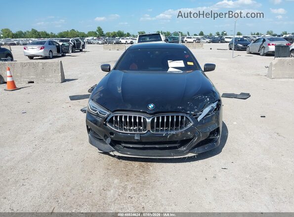 WBAGV8C00LCD64738 2020 BMW M8 Black Սալոնի հետևի տեսք