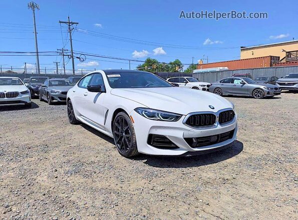 WBAGV8C00TCX07870 2026 BMW M8 White უკანა მარჯვენა