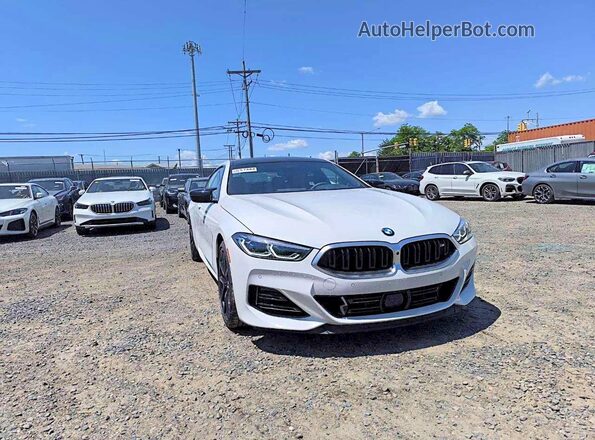 WBAGV8C00TCX07870 2026 BMW M8 White წინა ხედი