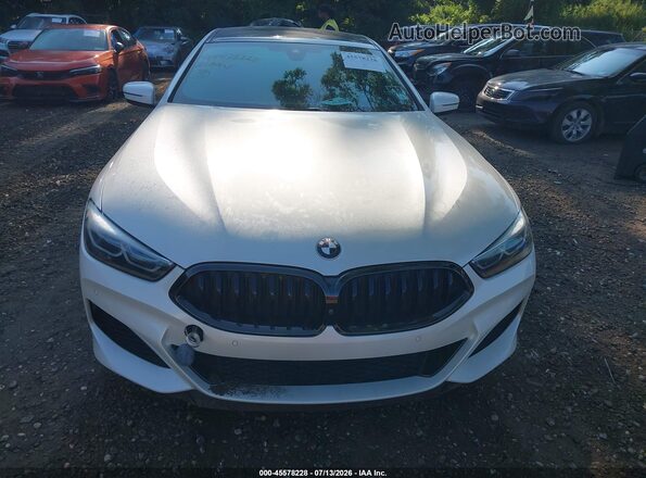 WBAGV8C05MCF63723 2021 BMW M8 White Вид спереду