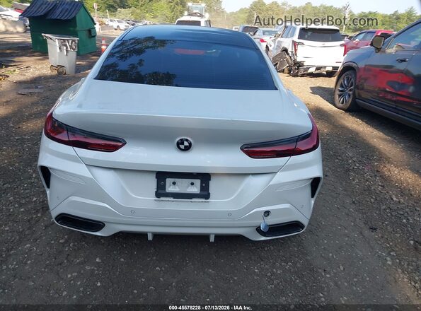 WBAGV8C05MCF63723 2021 BMW M8 White 