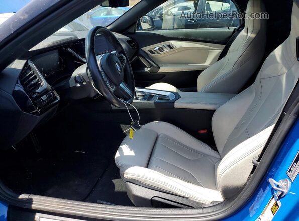 WBAHF3C06LWW54031 2020 BMW Z4 Blue Front interior view