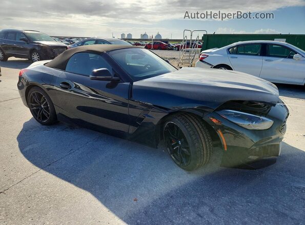 WBAHF3C06TWY50387 2026 BMW Z4 Black Przód prawy