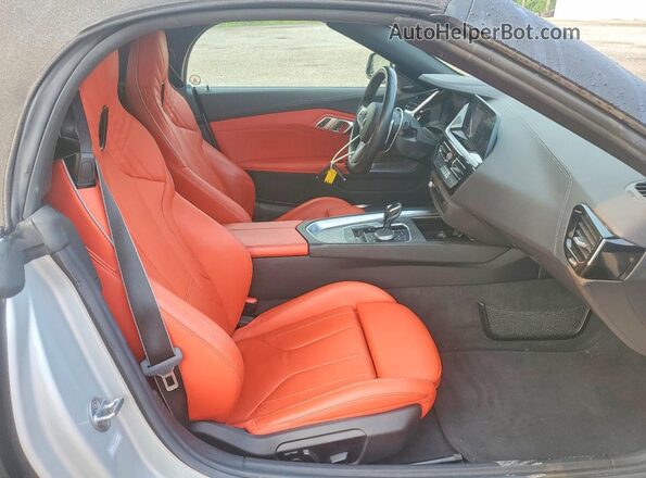 WBAHF3C5XKWW52664 2019 BMW Z4 Silver Вид задніх сидінь