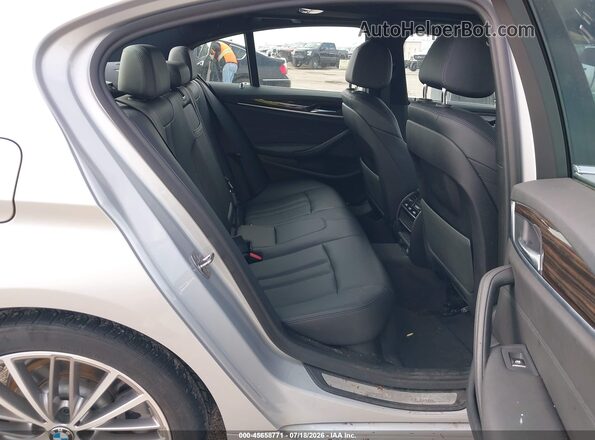WBAJA5C50KBX86277 2019 BMW 5 SERIES Silver უკანა სავარძლების ხედი