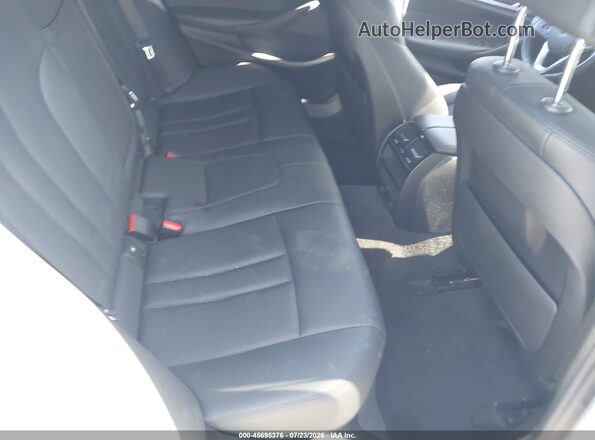 WBAJA5C53KWW43610 2019 BMW 5 SERIES Silver Widok naklejki z numerem VIN