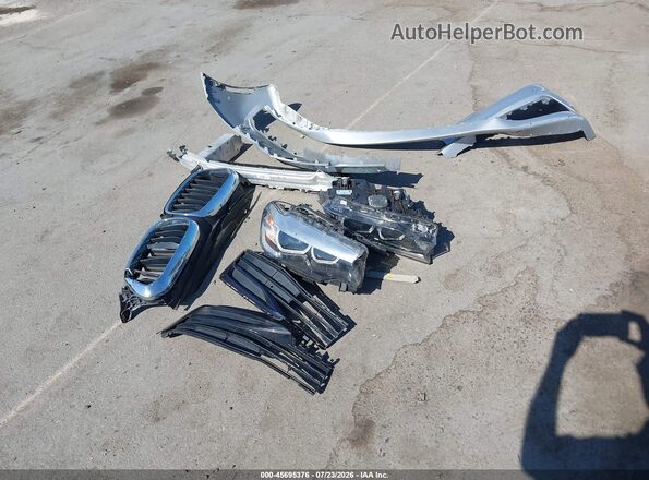 WBAJA5C53KWW43610 2019 BMW 5 SERIES Silver Widok zestawu wskaźników