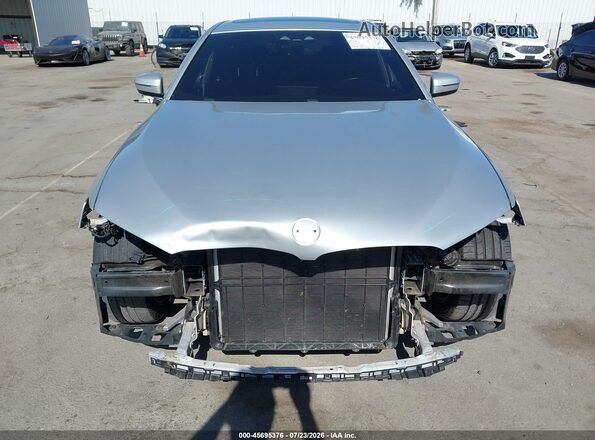 WBAJA5C53KWW43610 2019 BMW 5 SERIES Silver Widok wnętrza z tyłu