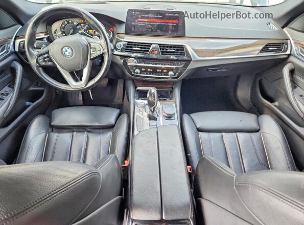 WBAJA5C54JWA37038 2018 BMW 5 SERIES Black Widok deski rozdzielczej