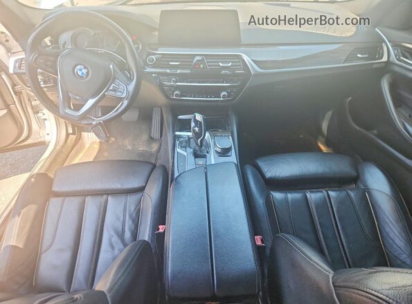 WBAJA5C55JG898140 2018 BMW 5 SERIES Silver წინა პანელის ხედი