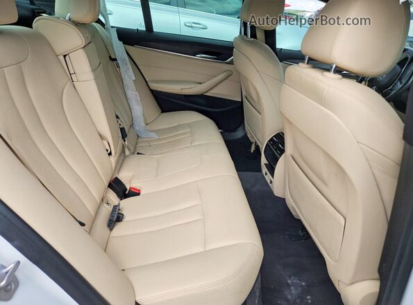 WBAJA5C55JG899675 2018 BMW 5 SERIES Белый Вид задних сидений