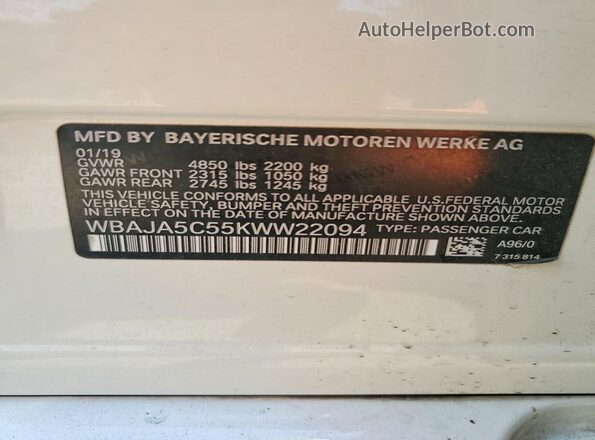 WBAJA5C55KWW22094 2019 BMW 5 SERIES White ძრავის განყოფილების ხედი