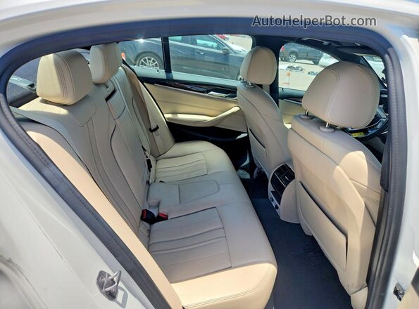 WBAJA5C5XKWW18753 2019 BMW 5 SERIES White Հետևի նստատեղերի տեսք