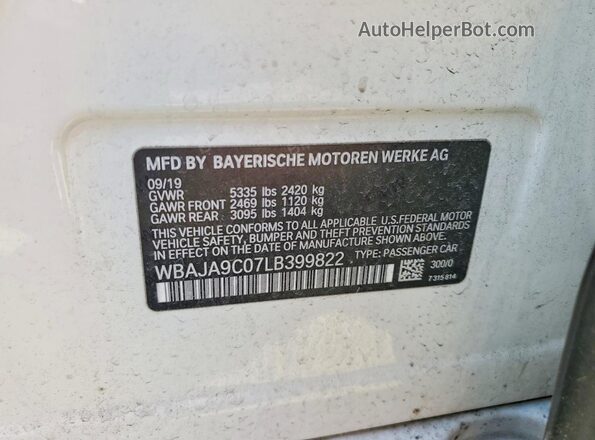 WBAJA9C07LB399822 2020 BMW 5 SERIES Black ძრავის განყოფილების ხედი