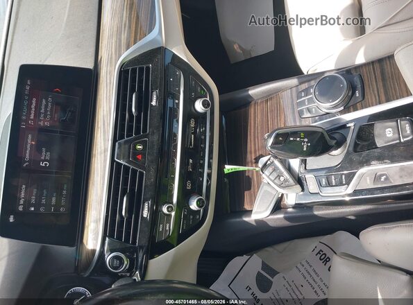 WBAJA9C51JB250573 2018 BMW 5 SERIES White Widok deski rozdzielczej