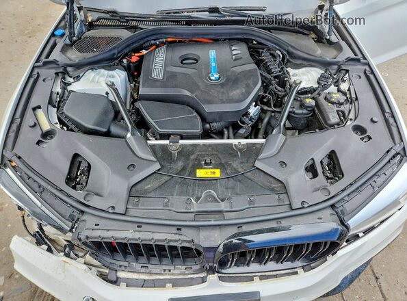 WBAJA9C52JB033968 2018 BMW 5 SERIES White Widok wnętrza z tyłu