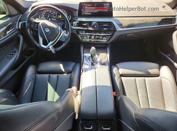 WBAJA9C52KB389869 2019 BMW 5 SERIES Black Dashboard view