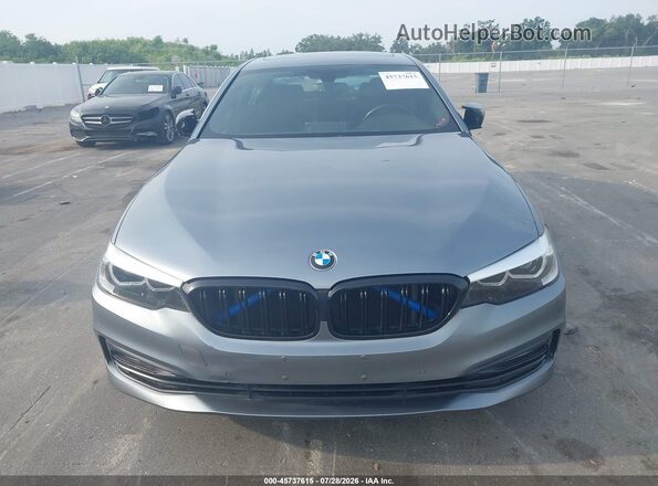WBAJA9C54JB033177 2018 BMW 5 SERIES Gray წინა ხედი