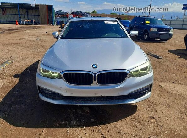 WBAJA9C54JB252883 2018 BMW 5 SERIES Silver Vista frontal