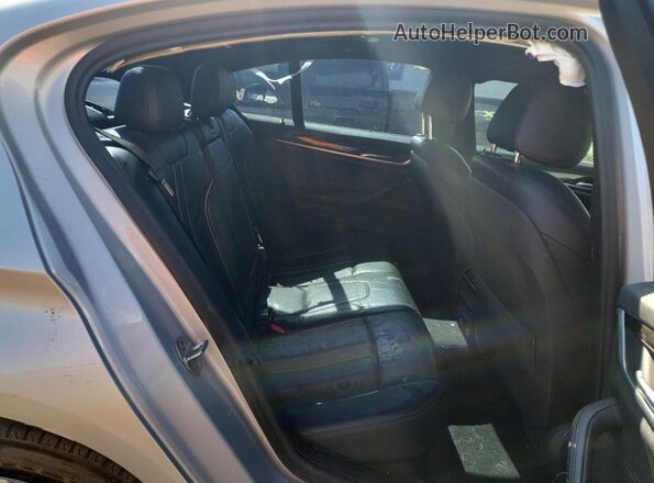 WBAJA9C54JB252883 2018 BMW 5 SERIES Silver Vista de los asientos traseros
