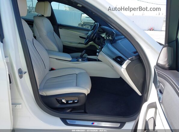WBAJA9C54KB391932 2019 BMW 5 SERIES White Вид салону спереду