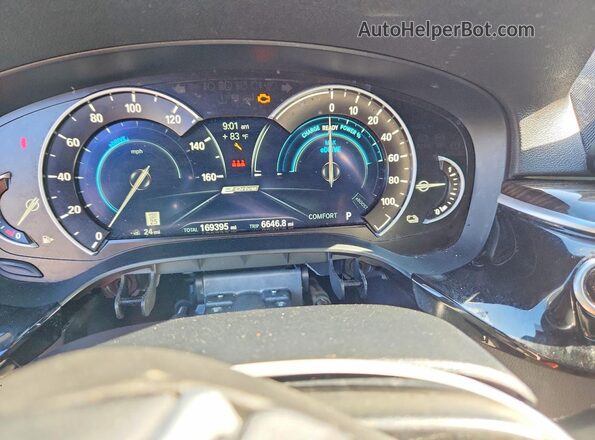 WBAJA9C54KB399075 2019 BMW 5 SERIES Silver ხელსაწყოთა პანელის ხედი