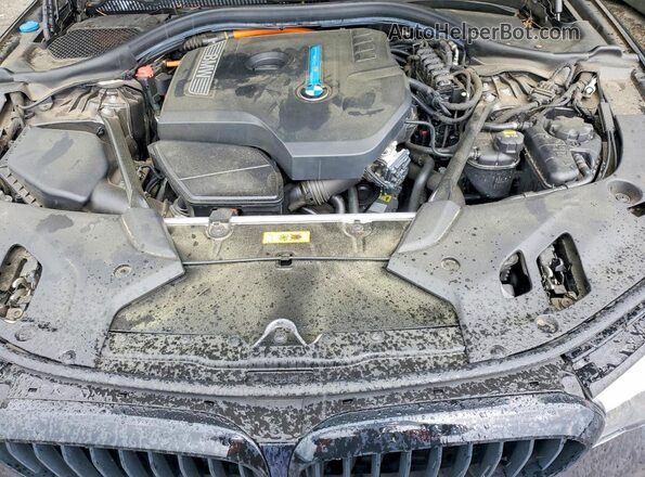 WBAJA9C57JG623280 2018 BMW 5 SERIES Gray Vista interior trasera